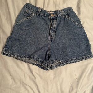 Super cute high waisted vintage shorts